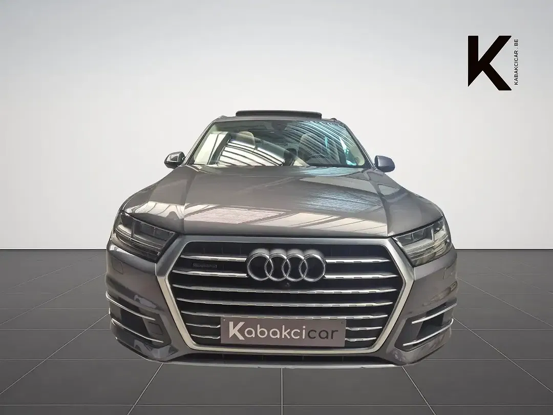 Audi Q7 - Thumbnail 2