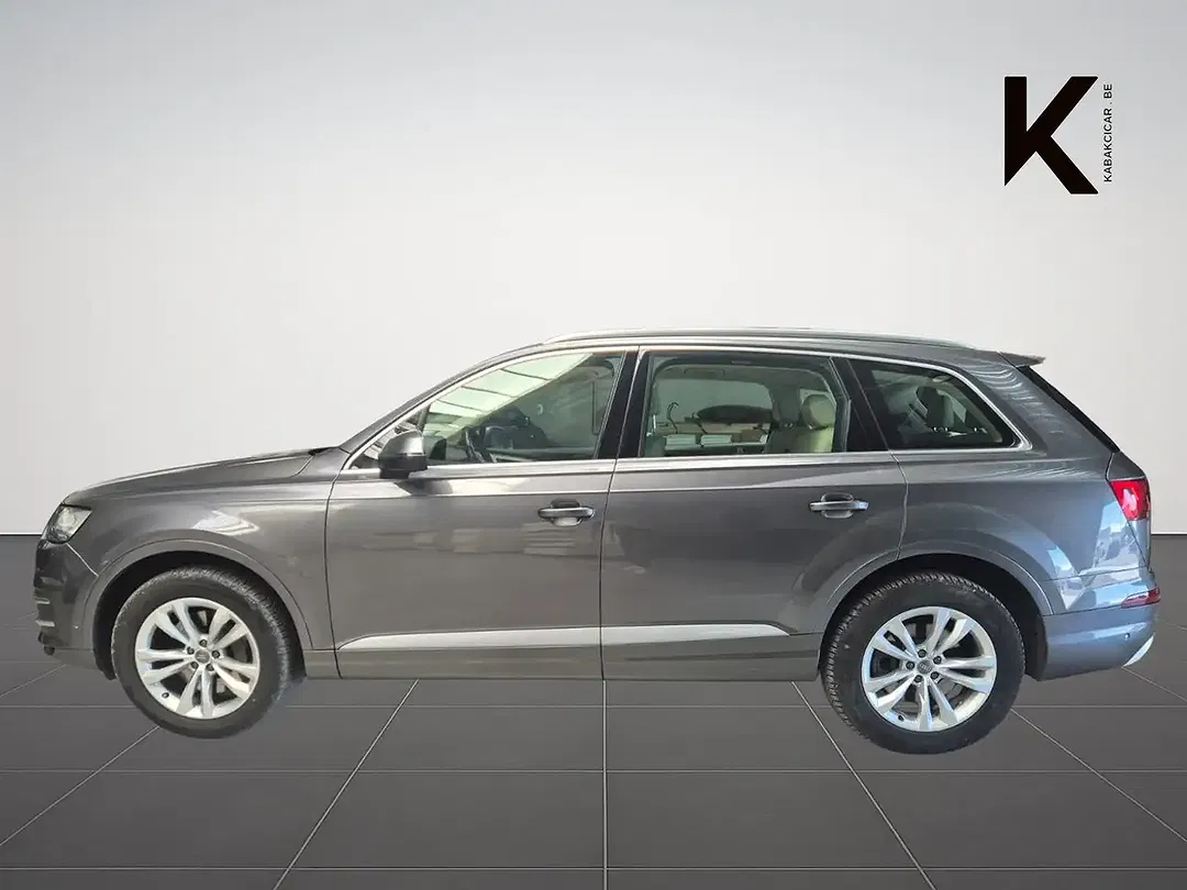 Audi Q7 - Thumbnail 4