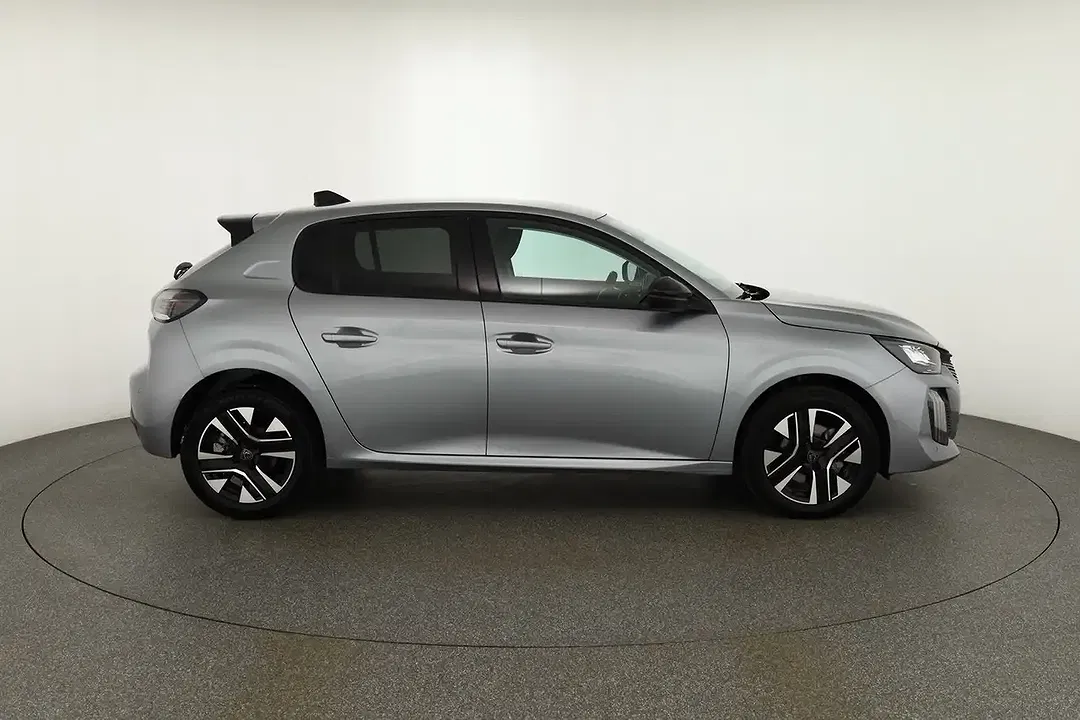 Peugeot 208 - Thumbnail 5