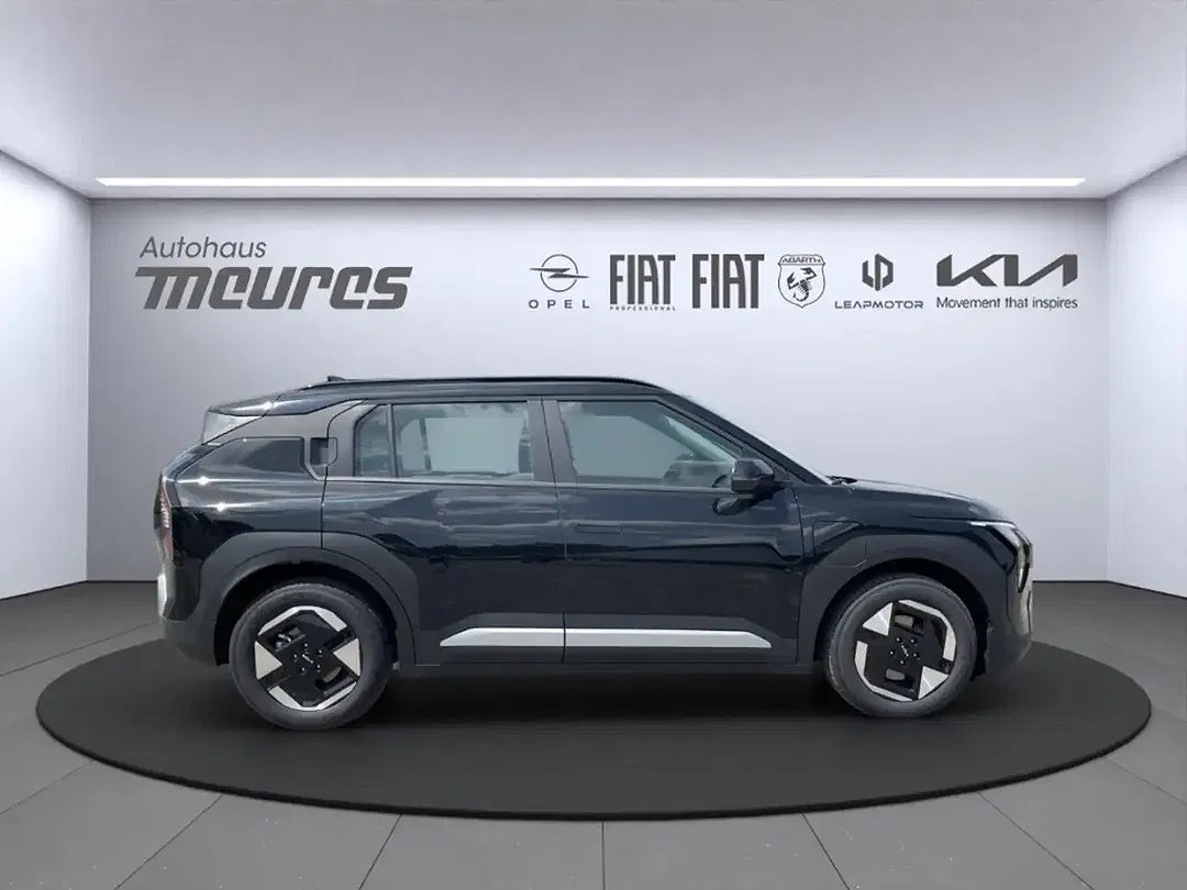 Kia EV3 - Thumbnail 5