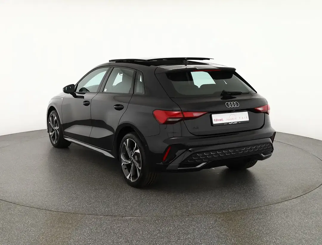 Audi A3 - Thumbnail 2