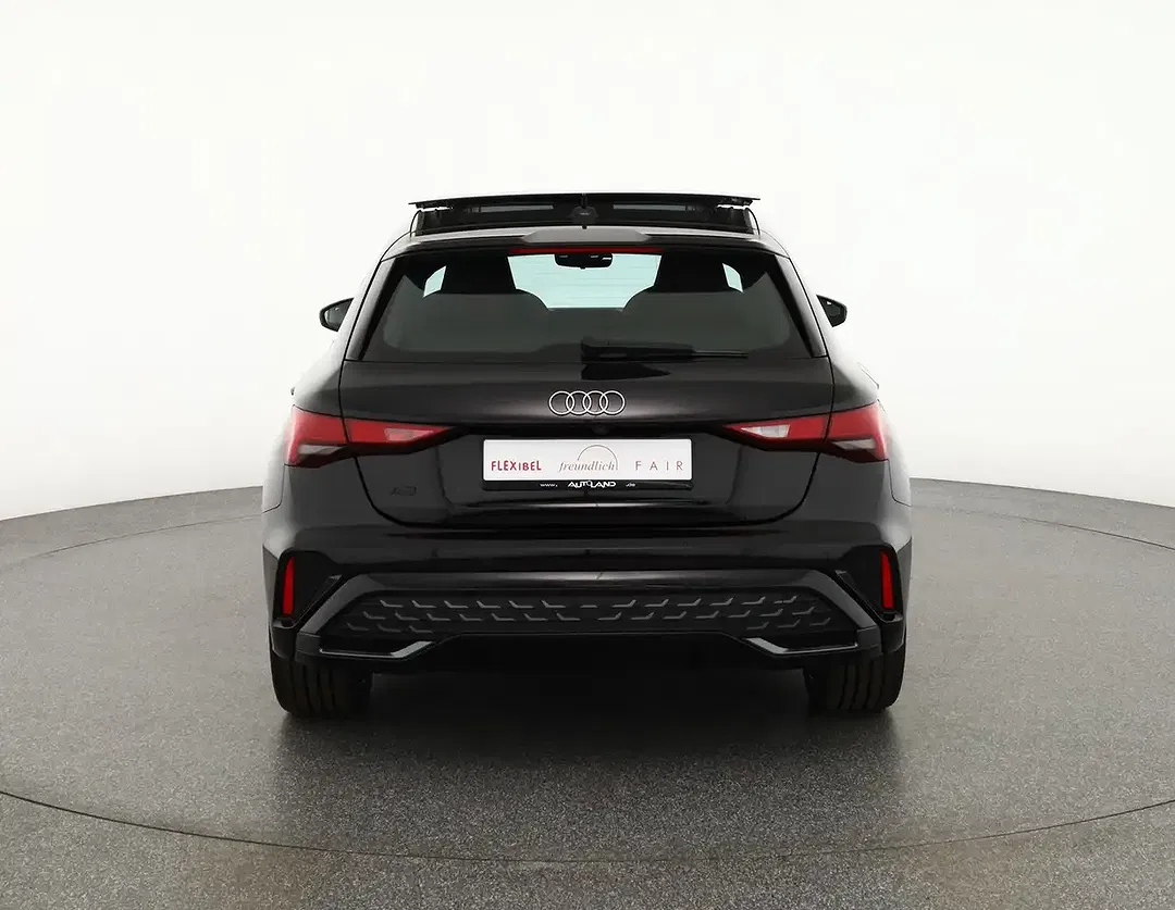 Audi A3 - Thumbnail 3