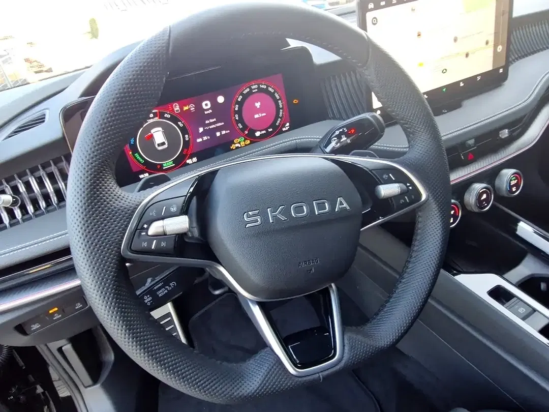 Skoda Superb - Thumbnail 10