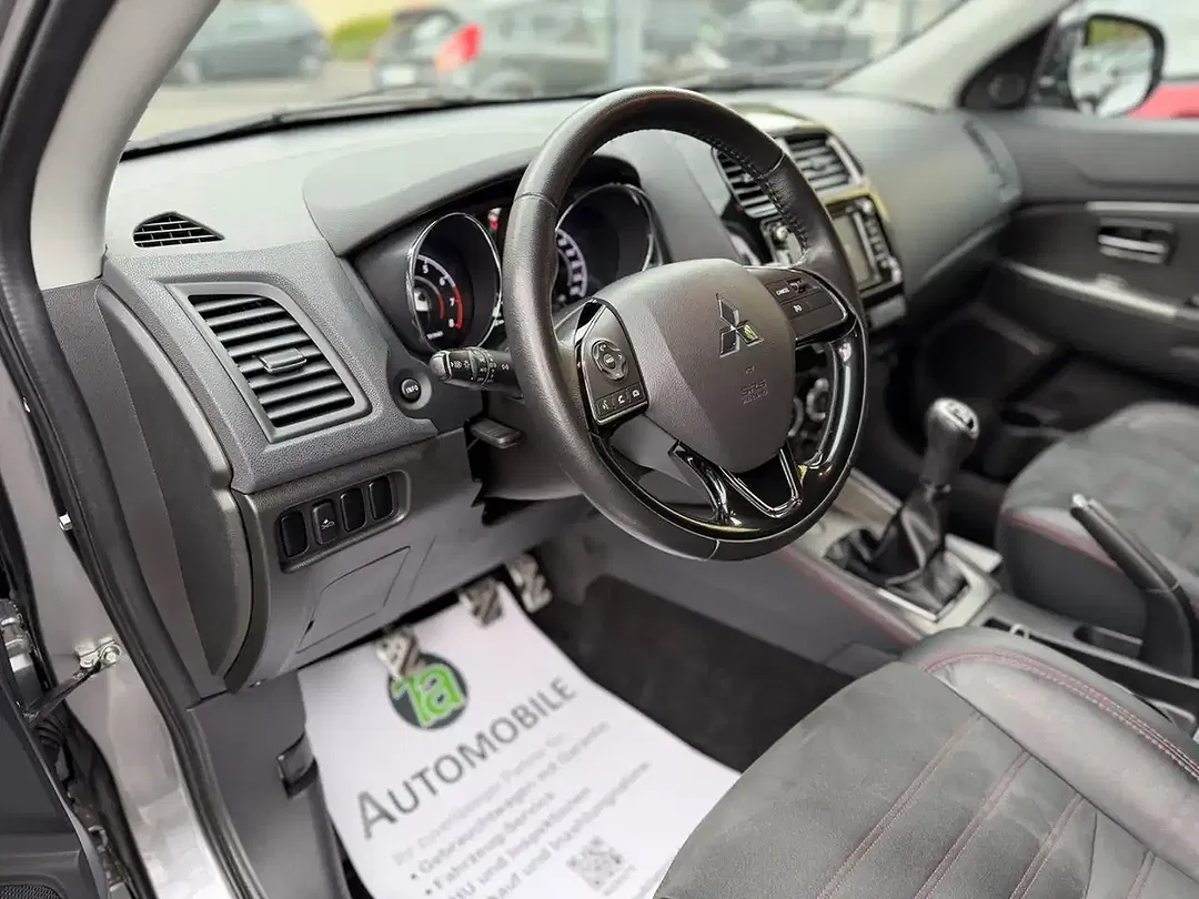 Mitsubishi ASX - Thumbnail 13