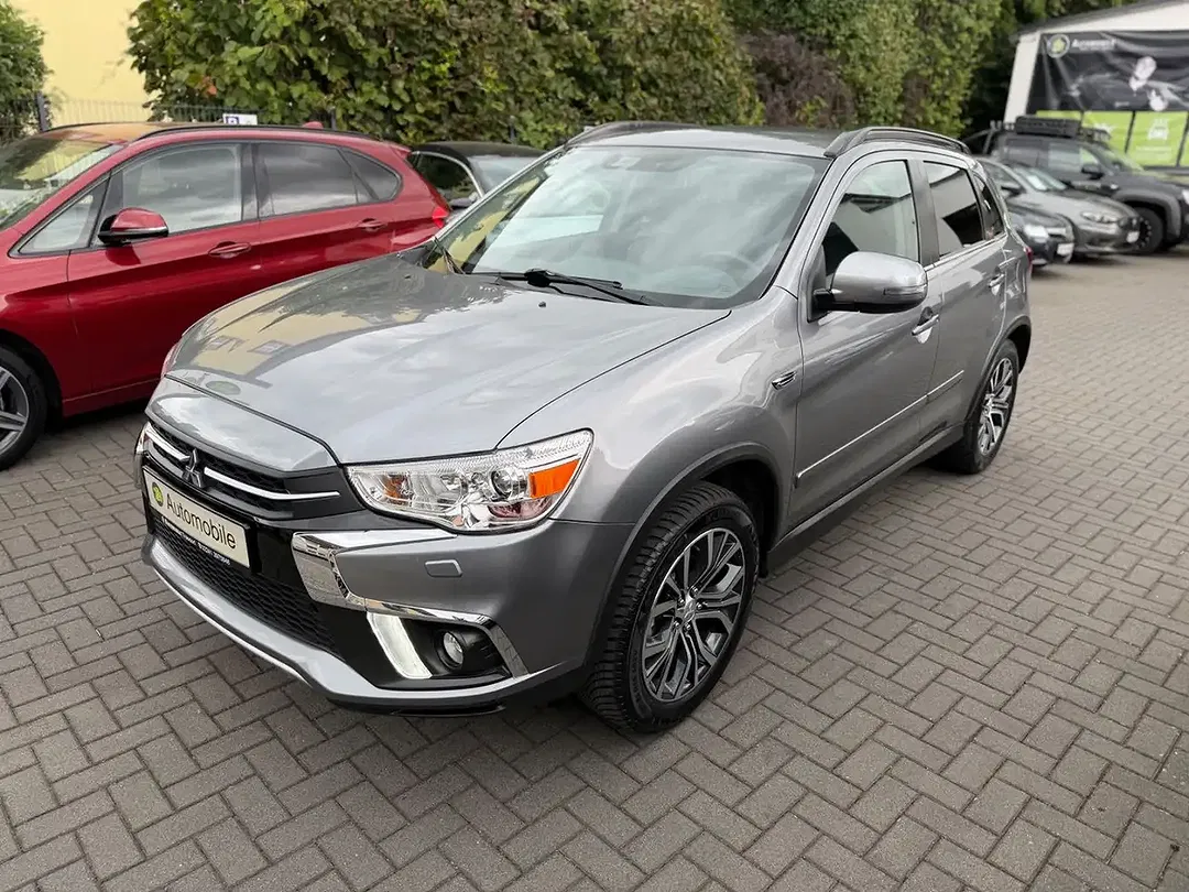 Mitsubishi ASX - Thumbnail 3