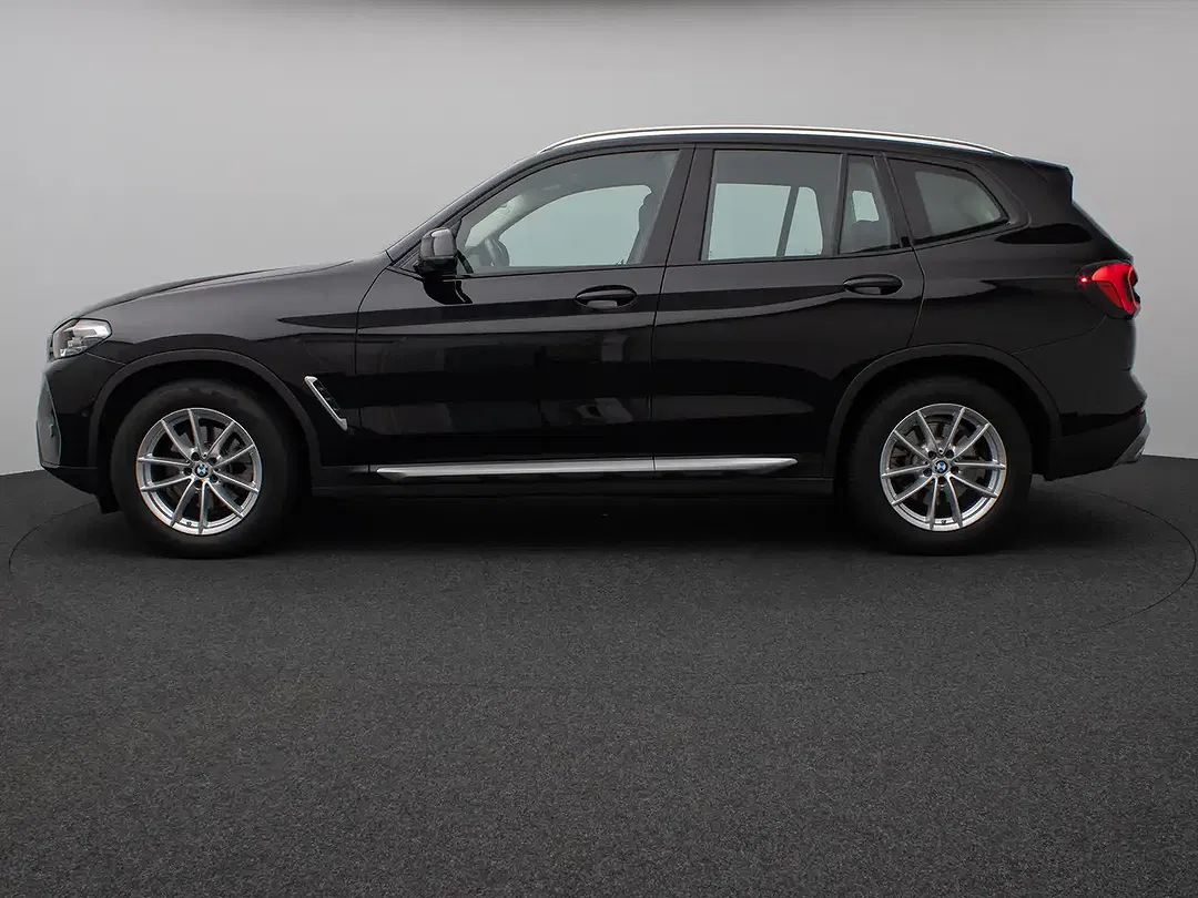 BMW X3 - Thumbnail 10