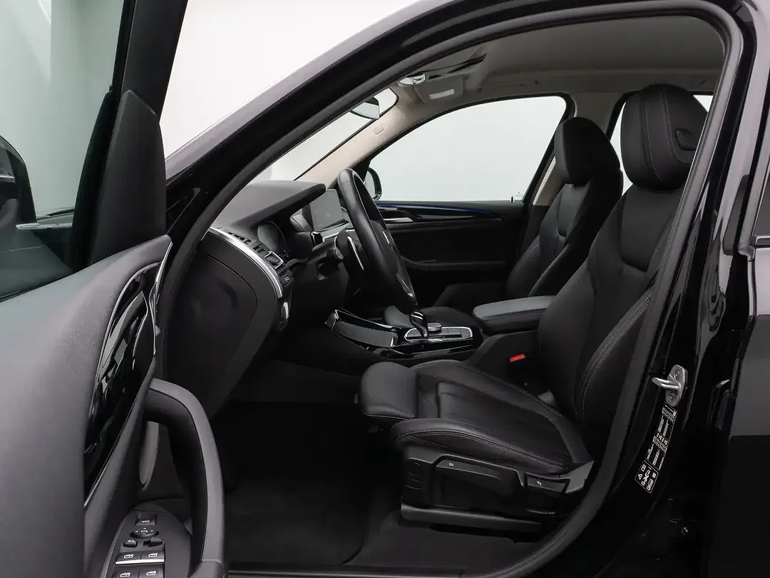 BMW X3 - Thumbnail 18