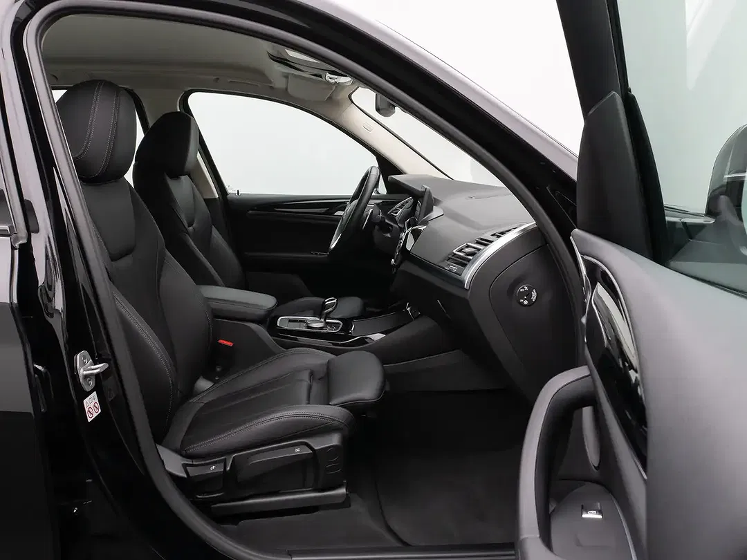 BMW X3 - Thumbnail 23