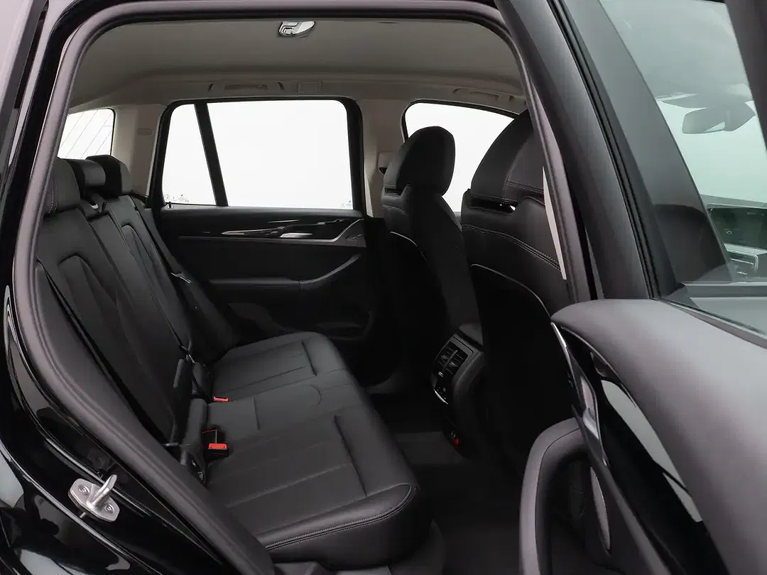BMW X3 - Thumbnail 25