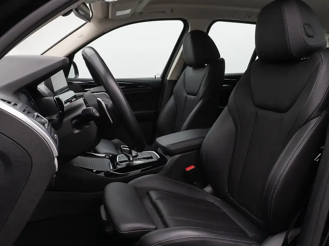 BMW X3 - Thumbnail 32