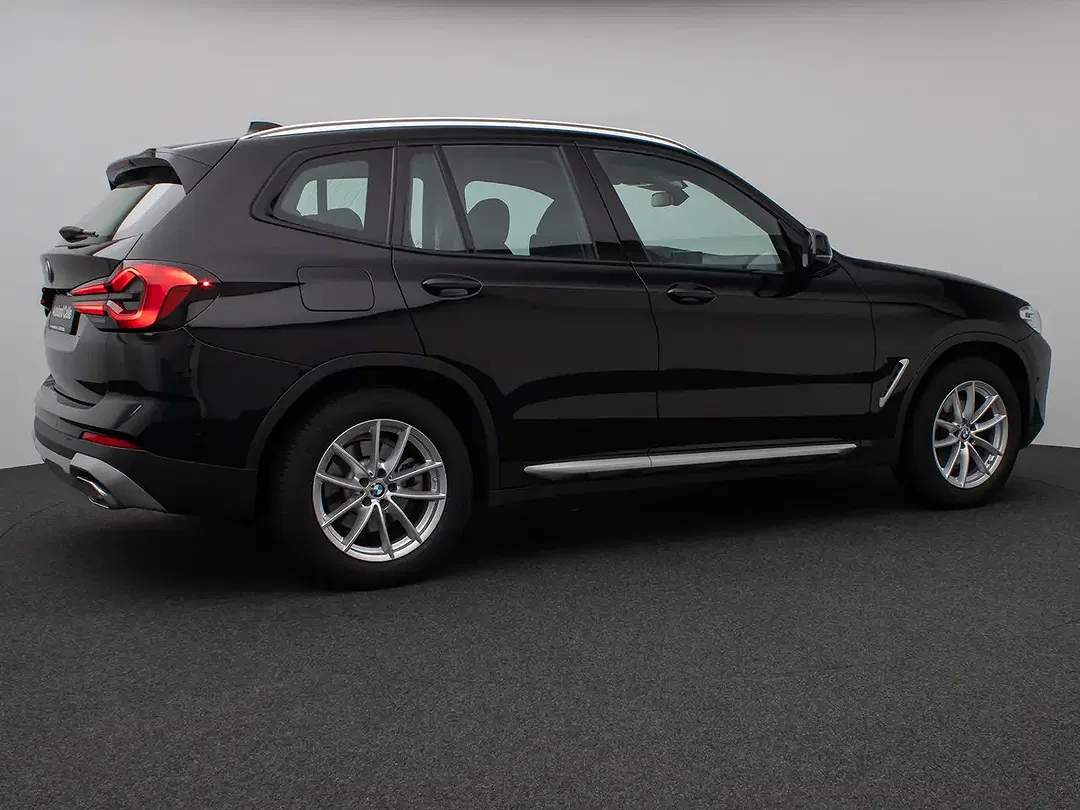 BMW X3 - Thumbnail 5