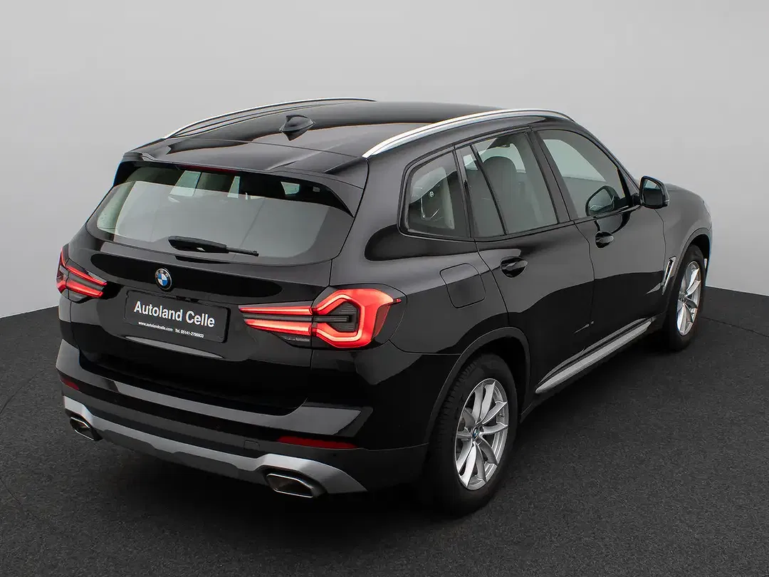 BMW X3 - Thumbnail 6