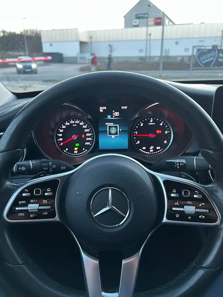 Mercedes-Benz C 180 - Thumbnail 10