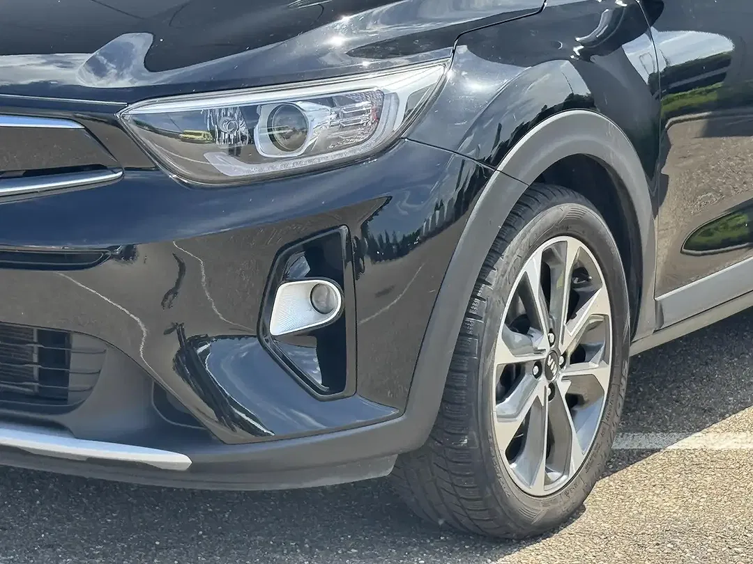 Kia Stonic - Thumbnail 4