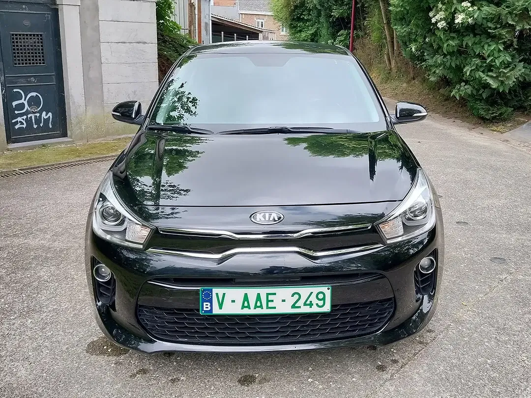 Kia Rio - Thumbnail 3