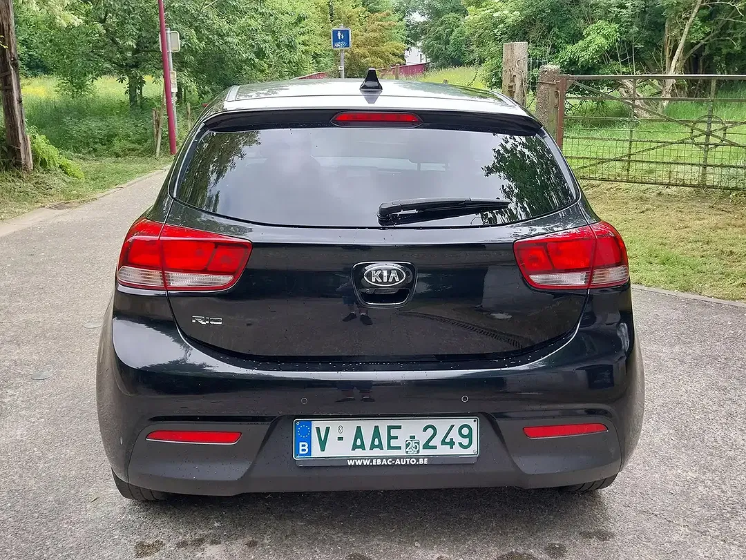Kia Rio - Thumbnail 7