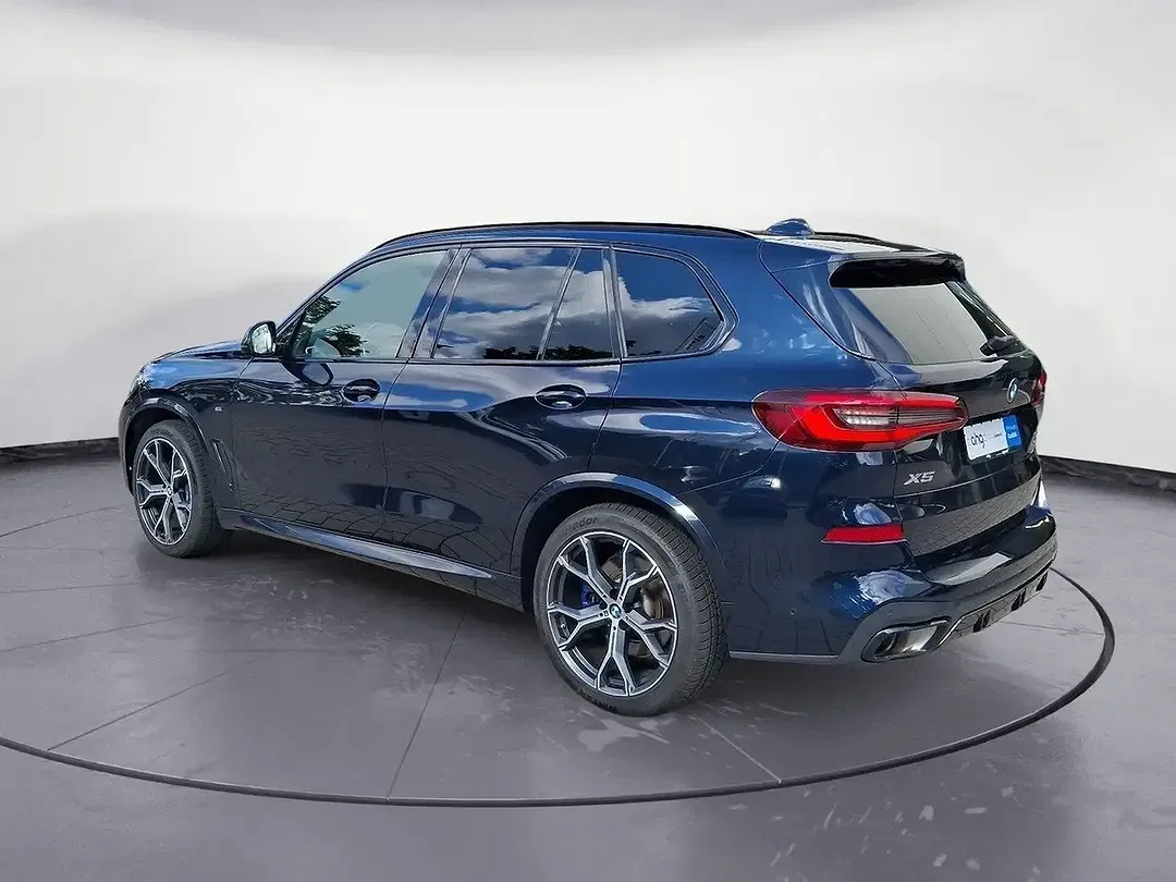 BMW X5 - Thumbnail 3