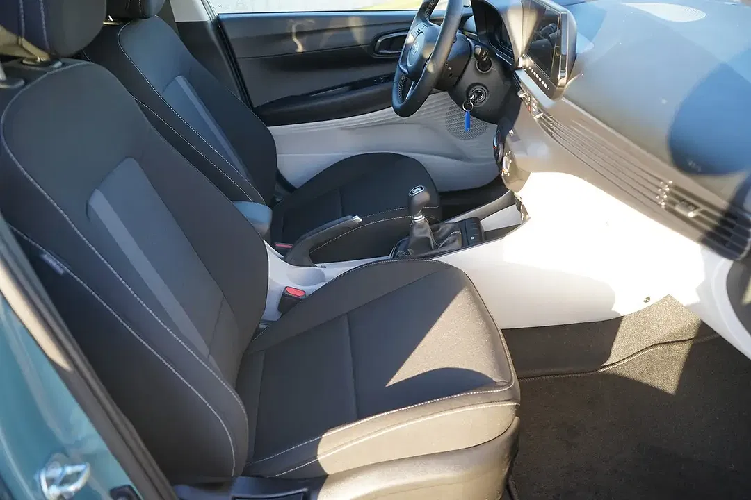 Hyundai i20 - Thumbnail 9