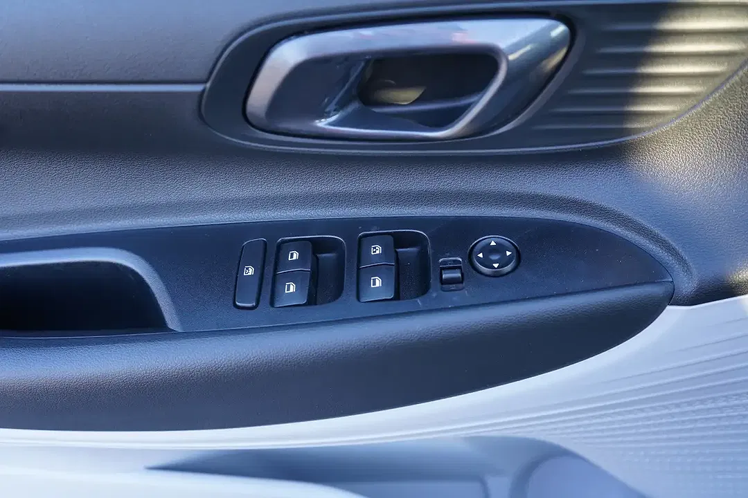 Hyundai i20 - Thumbnail 13