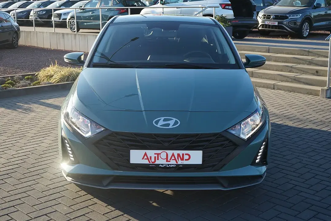 Hyundai i20 - Thumbnail 2