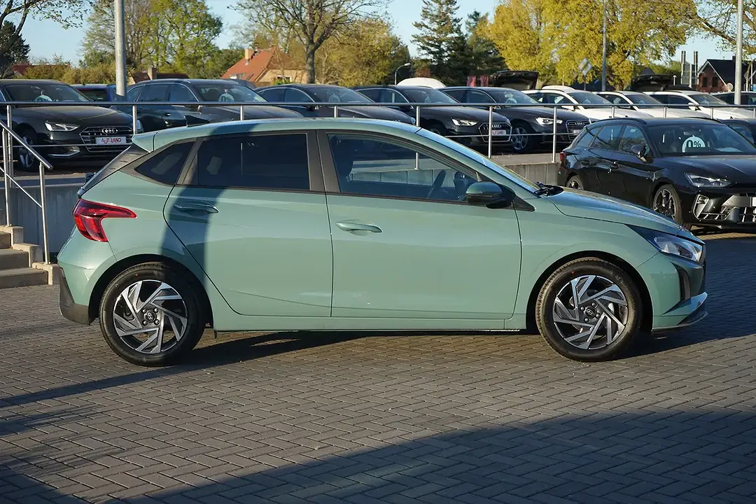 Hyundai i20 - Thumbnail 4