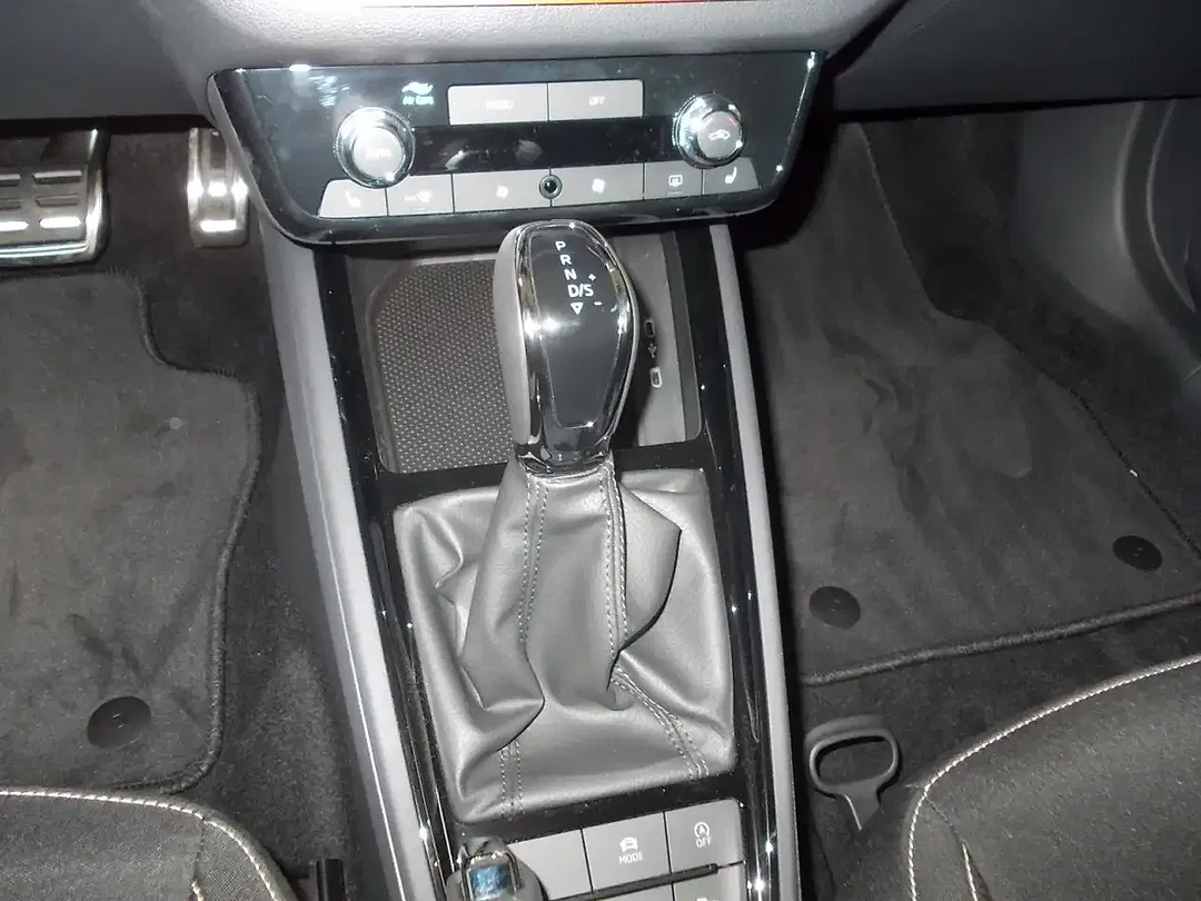 Skoda Kamiq - Thumbnail 11