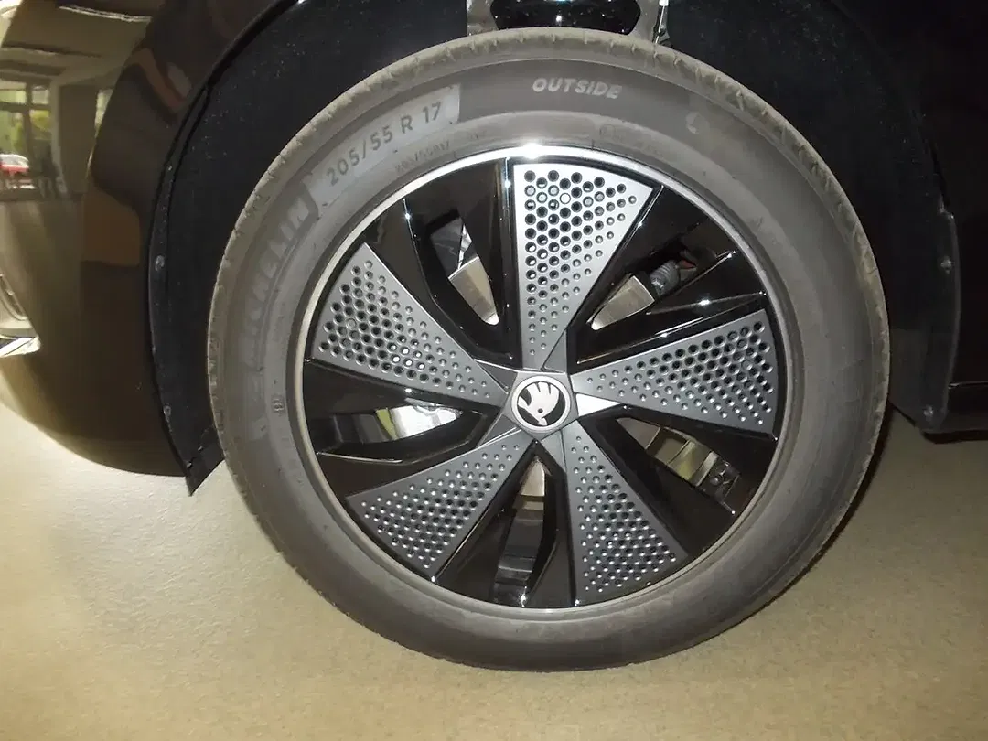 Skoda Kamiq - Thumbnail 6