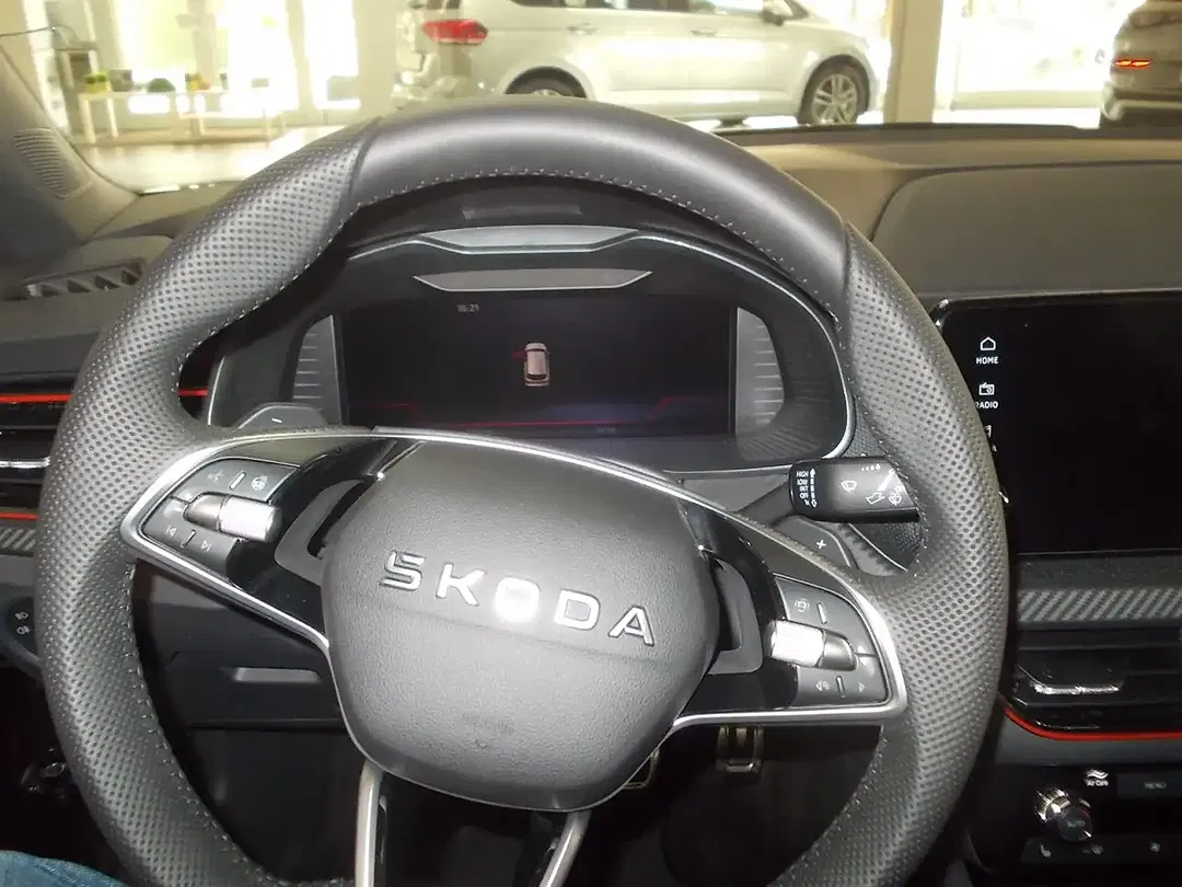 Skoda Kamiq - Thumbnail 9