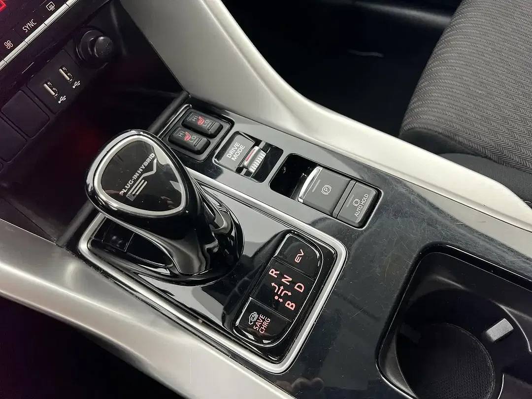 Mitsubishi Eclipse Cross - Thumbnail 13