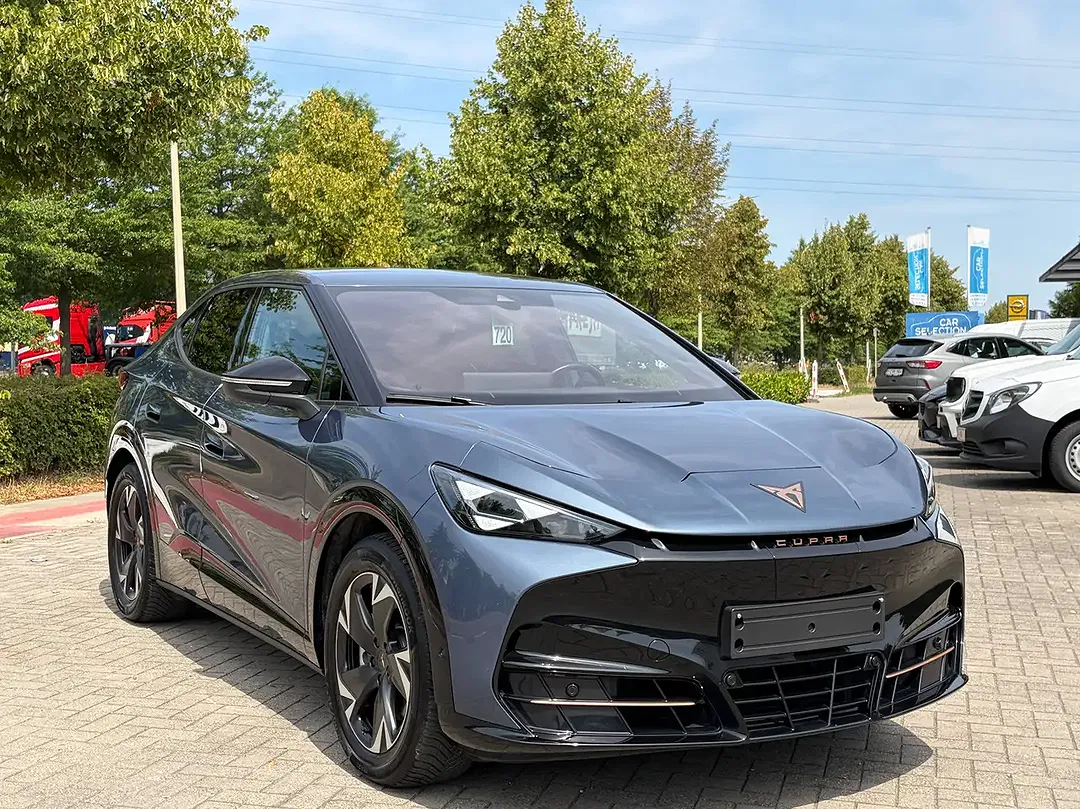 CUPRA Tavascan - Thumbnail 2
