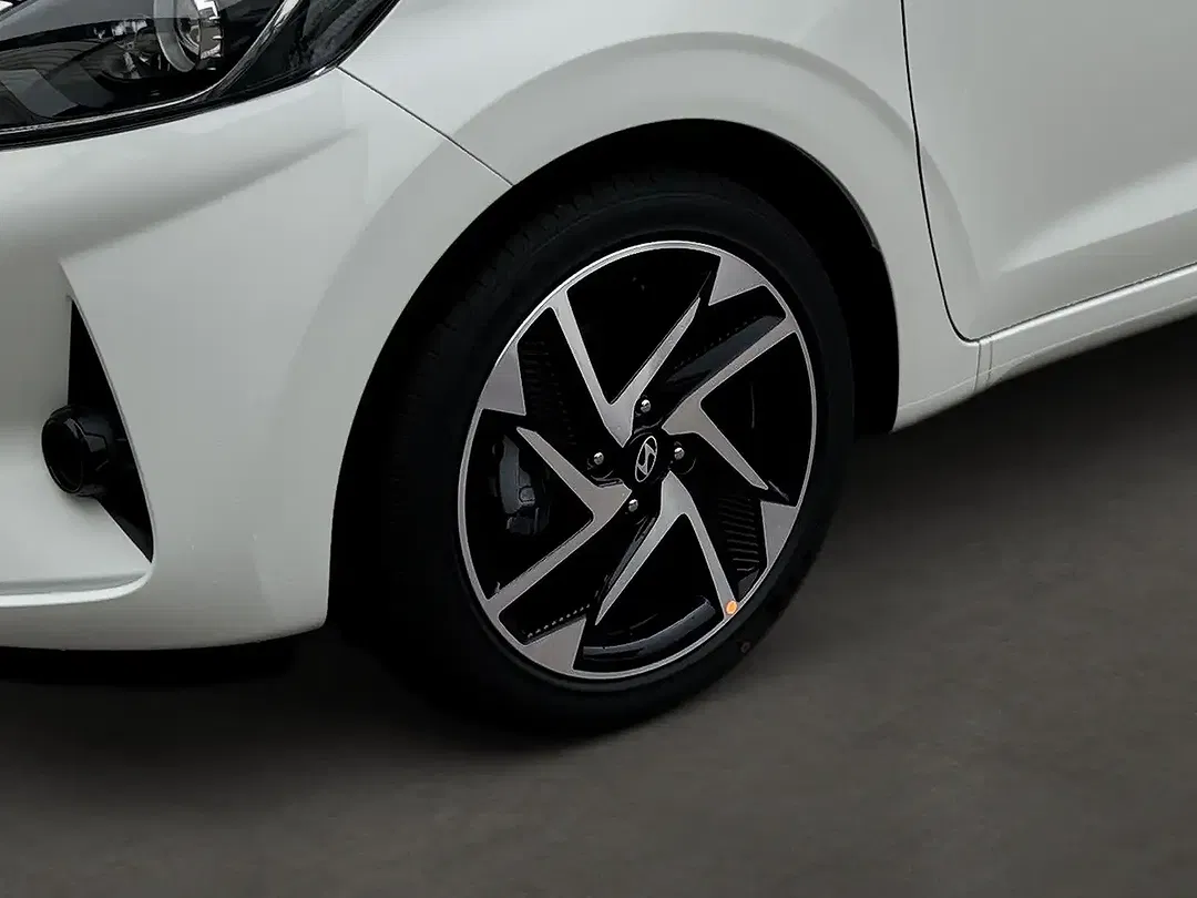 Hyundai i10 - Thumbnail 7