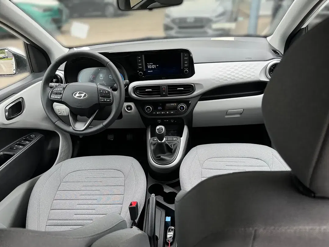 Hyundai i10 - Thumbnail 8
