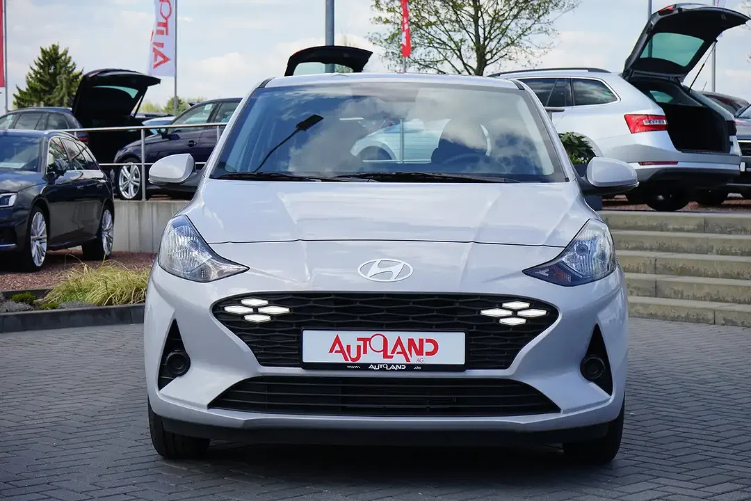 Hyundai i10 - Thumbnail 2