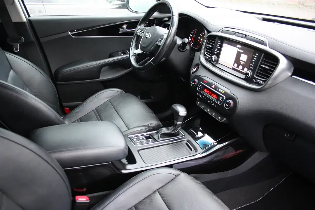 Kia Sorento - Thumbnail 11