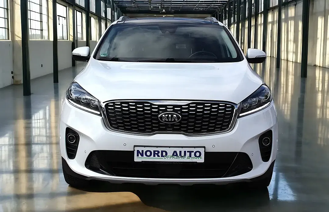 Kia Sorento - Thumbnail 3