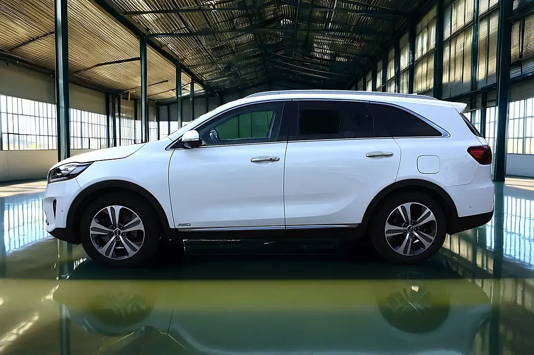 Kia Sorento - Thumbnail 5