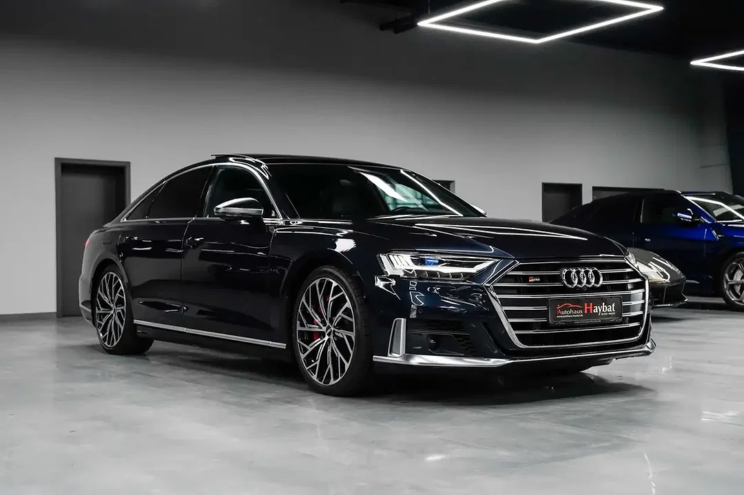 Audi S8 - Afbeelding 1
