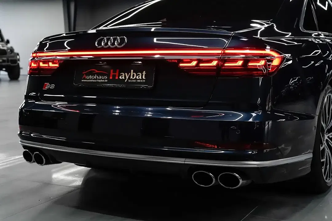 Audi S8 - Thumbnail 8