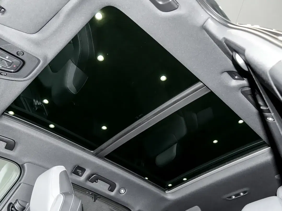 Audi Q7 - Thumbnail 11