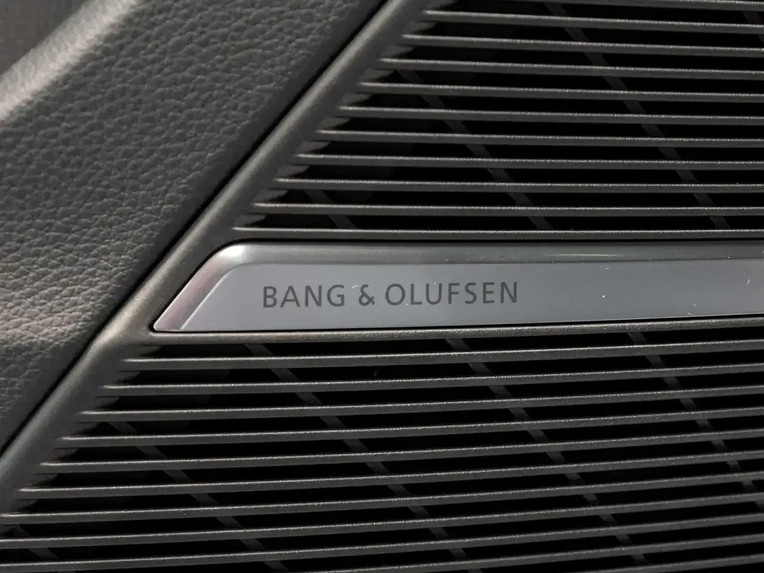Audi Q7 - Thumbnail 12