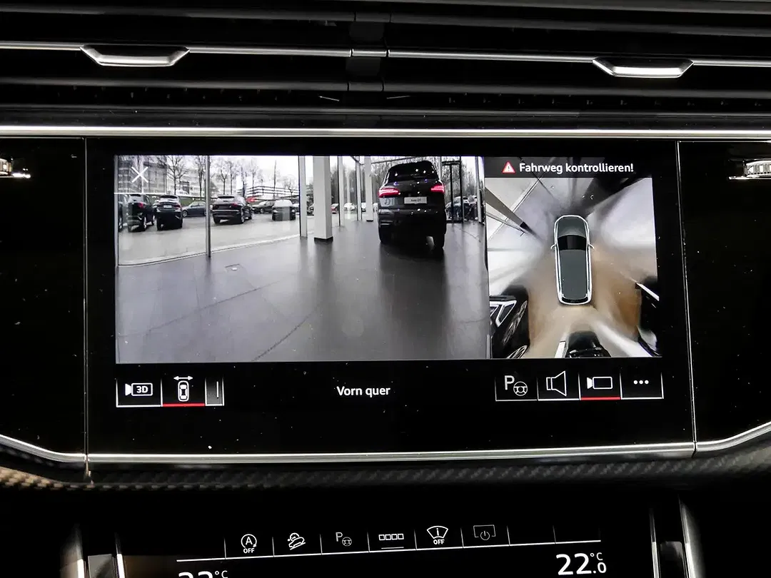 Audi Q7 - Thumbnail 13