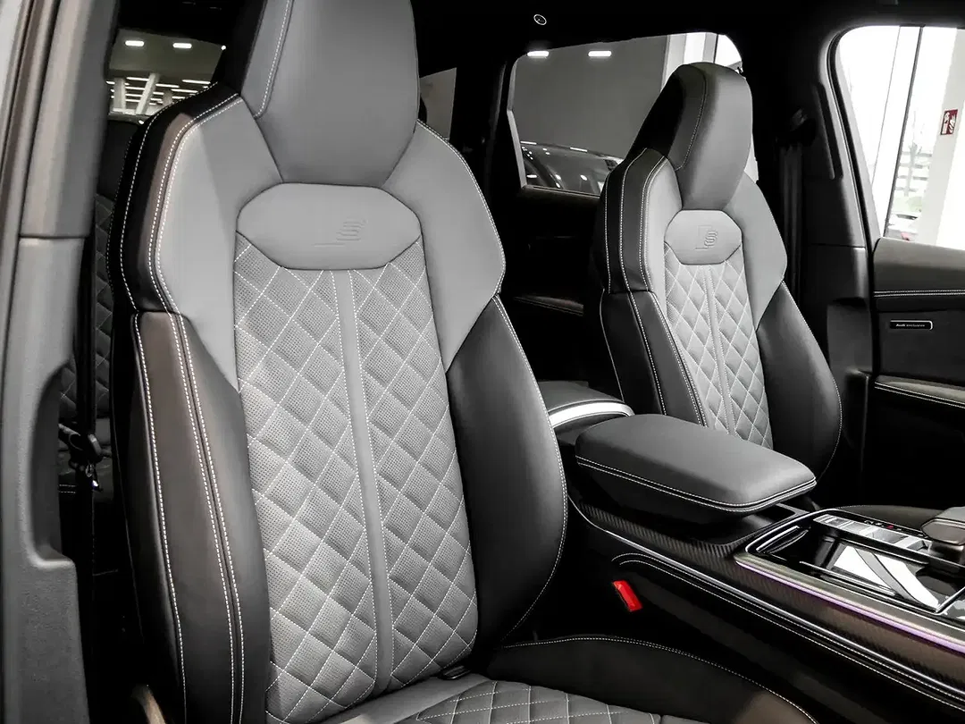 Audi Q7 - Thumbnail 6