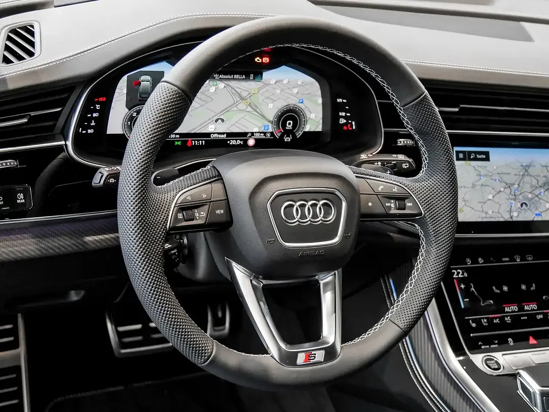 Audi Q7 - Thumbnail 9
