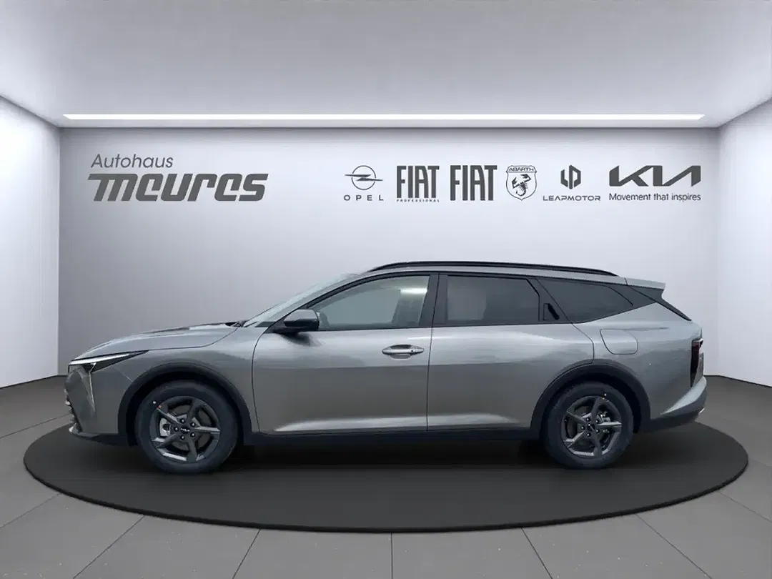 Kia K4 - Thumbnail 2