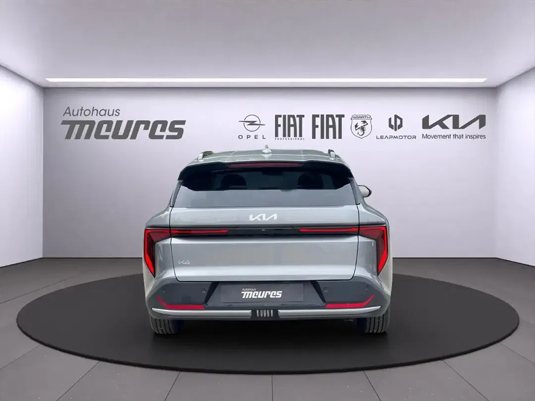 Kia K4 - Thumbnail 3