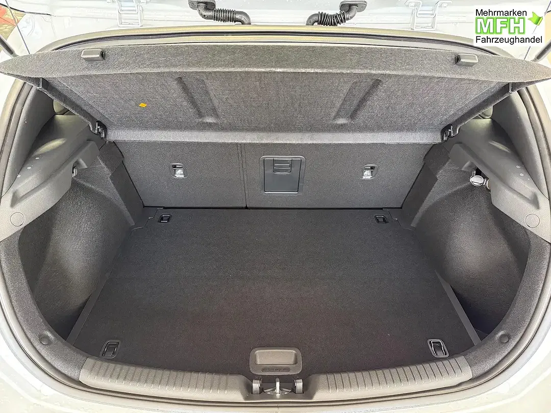Hyundai i30 - Thumbnail 15