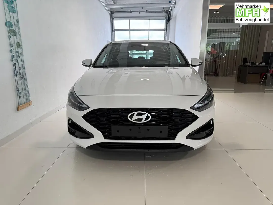 Hyundai i30 - Thumbnail 2