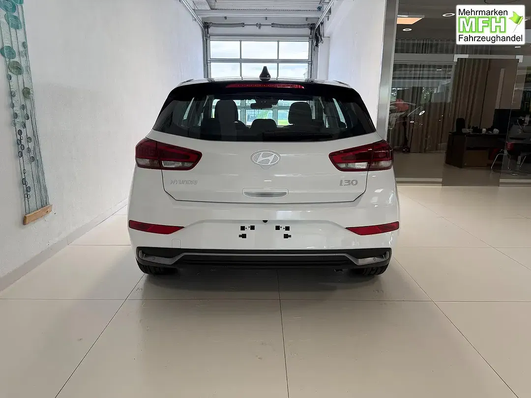 Hyundai i30 - Thumbnail 6