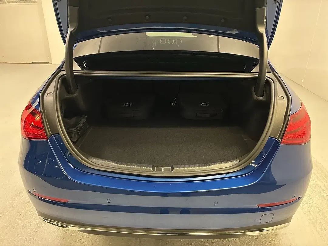 Mercedes-Benz C 300 - Thumbnail 15