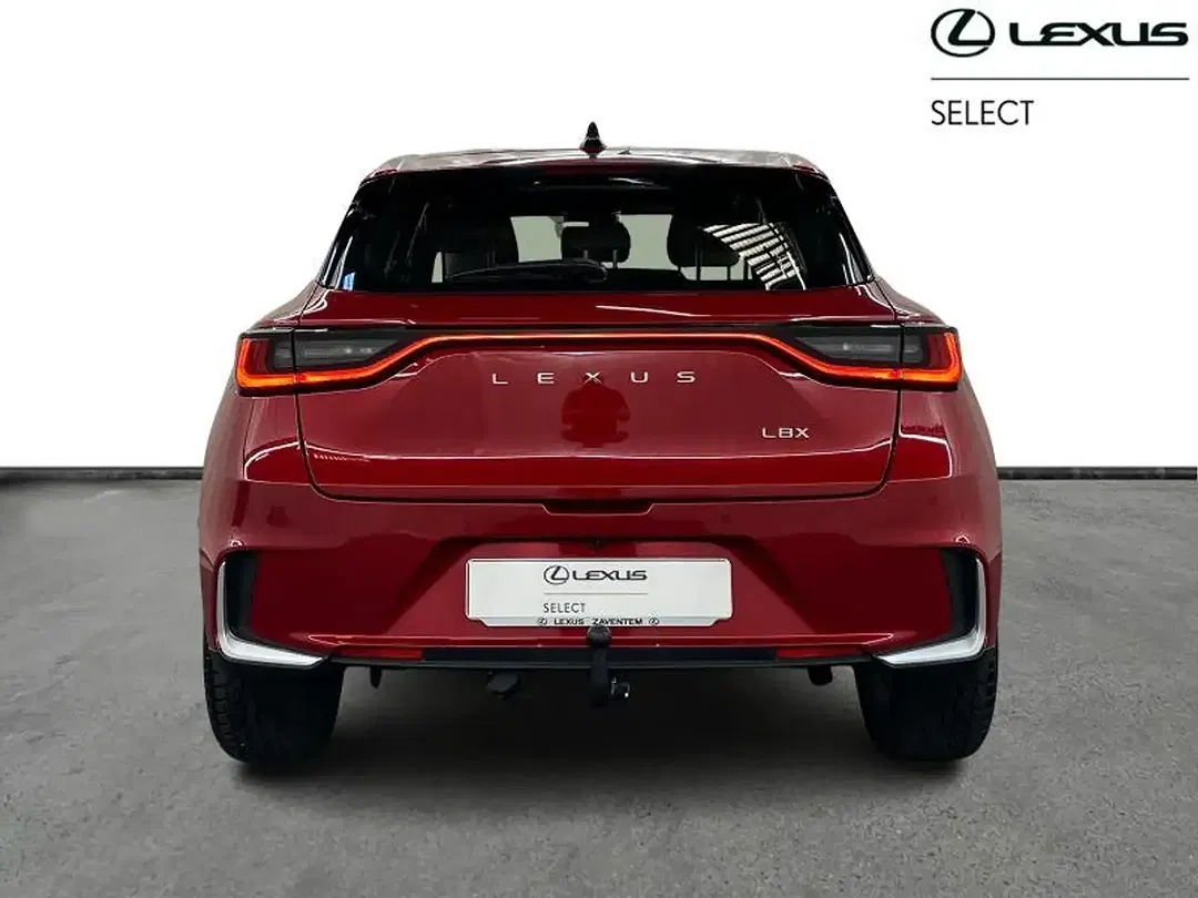 Lexus LBX - Thumbnail 4